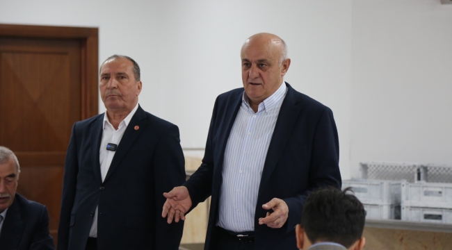 BAŞKAN ERKOYUNCU VE BAŞKAN AYDIN, EMEK VE DAYANIŞMA GÜNÜ'NDE İŞÇİLERLE BULUŞTU 