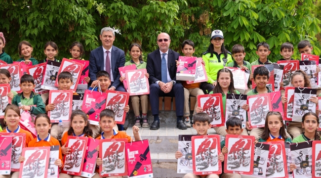 BAŞKAN PEKYATIRMACI SELÇUKLU TRAFİK EĞİTİM PARKI'NDA ÇOCUKLARLA BİR ARAYA GELDİ 