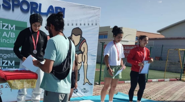 Damla Yağcı Türkiye İkincisi Oldu.