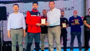 DOĞANHİSAR BELEDİYESİ'NDEN CANKURT'A TEŞEKKÜR PLAKETİ 