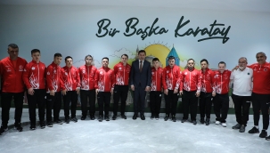 HASAN KILCA, DOWN SENDROMLU FUTSAL MİLLİ TAKIMI'NI AĞIRLADI 