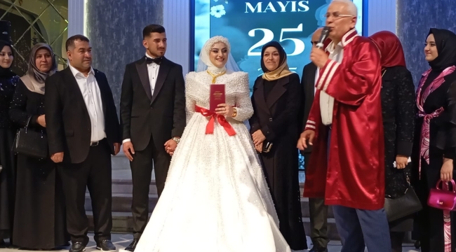 HATİCE NUR İLE LATİF MUTLULUĞU 'EVET' DEDİ. 