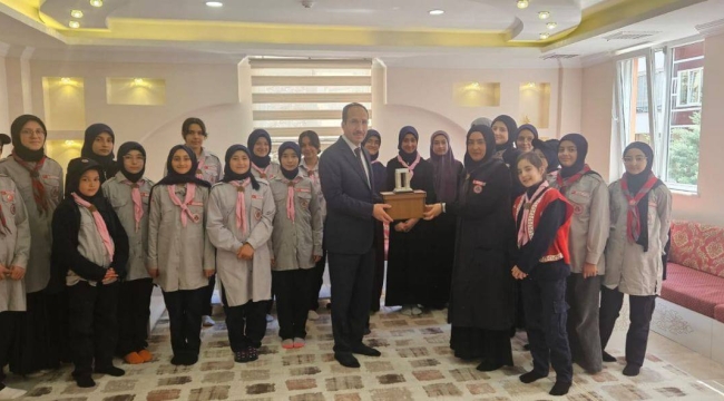 İzcilerden Müftü Müjdeci'ye Teşekkür Ziyareti