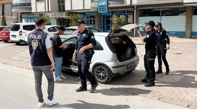 Konya'da okul çevresi ve servis araçlarına yönelik denetim uygulaması yapıldı 