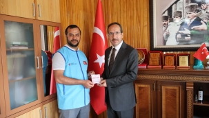 Müftü Müjdeci'den Türk Diyanet Vakfı'na Kurban Bağışı 