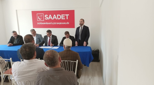 Saadet Partisi Doğanhisar 8. Olağan İlçe Kongresi, yoğun bir katılımla gerçekleştirildi. 