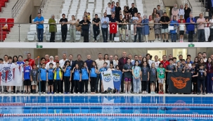 SELÇUKLU BELEDİYESİ YÜZME YARIŞMALARI'NDA MADALYALAR SAHİPLERİNİ BULDU    