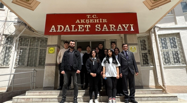 TİCARET LİSESİ ADALET ÖĞRENCİLERİ ADLİYE'DE 