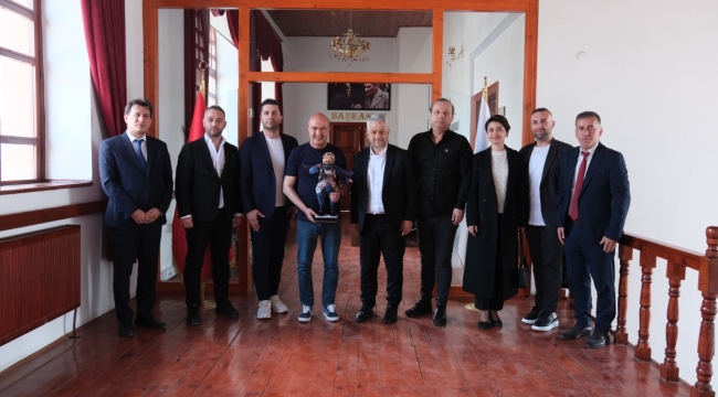 TÜRKİYE HALK OYUNLARI FEDERASYONU'NDAN BAŞKAN KÖKSAL'A ZİYARET 