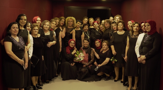 TÜRKÜ YARENLERİ KONSERİNE YOĞUN İLGİ 