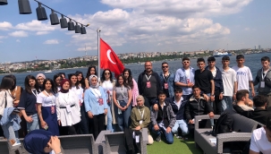Yunaklı Öğrenciler İstanbul'u Gezdi 