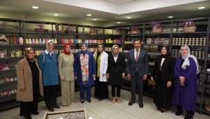 AK PARTİ KADIN KOLLARI GENEL BAŞKANI TUĞBA IŞIK ERCAN'DAN ATÖLYE KARATAY'A TAM DESTEK 