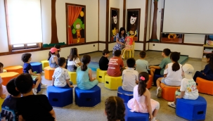 AKŞEHİR'DE KARNE ŞENLİĞİYLE YAZ TATİLİNE RENKLİ BAŞLANGIÇ 