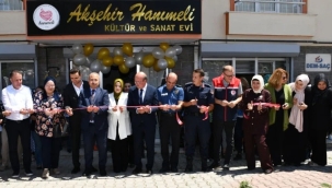 Akşehir Hanımeli Kültür ve Sanat Evi Açılışına Yoğun İlgi 