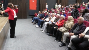 'Çocuğa Şiirle Mesnevi Etkinliği ' izleyicilerden tam not aldı