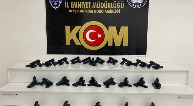 Konya'da 50 adet ruhsatsız tabanca ele geçirildi