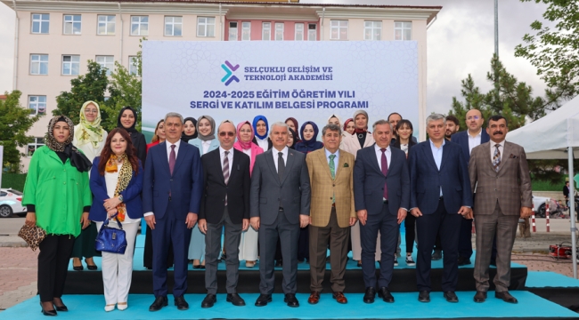 SELÇUKLU GELİŞİM VE TEKNOLOJİ AKADEMİSİ'NDE DÖNEM SONU COŞKUSU YAŞANDI 