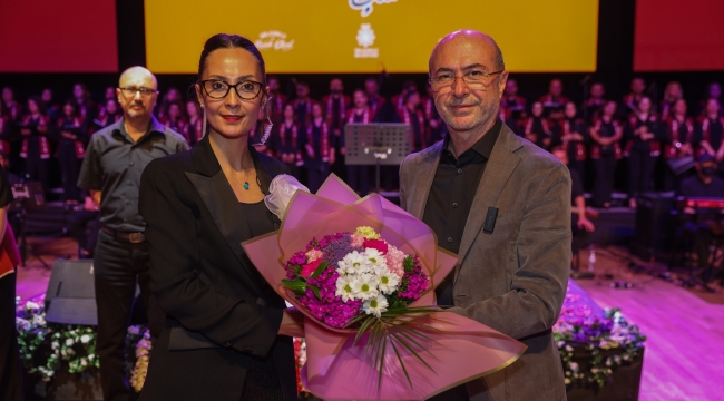 SELÇUKLU SANAT AKADEMİSİ FERDİ TAYFUR’U ŞARKILARIYLA YÂD ETTİ