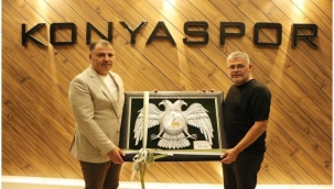 TÜGİKKONYAGİAD'dan Tümosan Konyaspor Başkanı Ömer Atiker'e Hayırlı Olsun Ziyareti 