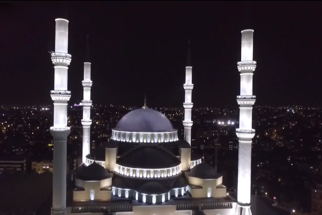 15 Temmuz'un 9. yılında 90 bin camide sela yankılandı