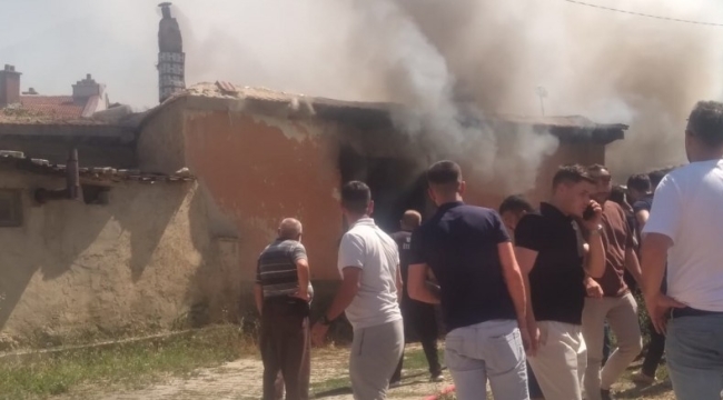 Akşehir'de Müstakil Evde Yangın: Bir Kişi Hayatını Kaybetti 