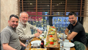 ALTAN ERKEKLİ, BÜŞRA PİDE'DE AKŞEHİR'İN MEŞHUR ETLİEKMEĞİNİ TATTI 