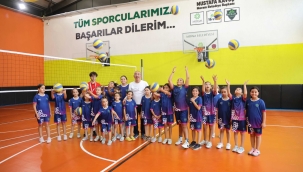 BAŞKAN KAVUŞ'TAN GELECEĞİN SPORCULARINA HEP DESTEK TAM DESTEK 