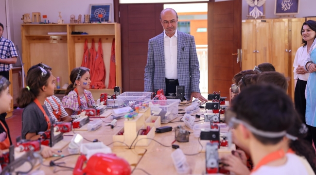 BAŞKAN PEKYATIRMACI'DAN SELÇUKLU SANAT VE TASARIM ATÖLYESİ'NE ZİYARET 