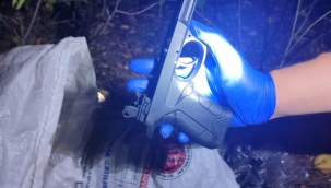 Konya'da ağaç altında çuval içinde cephanelik çıktı 