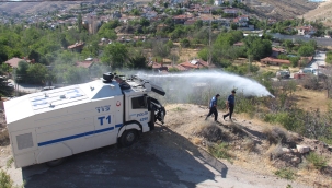Konya'da çıkan yangına Emniyetten TOMA desteği 