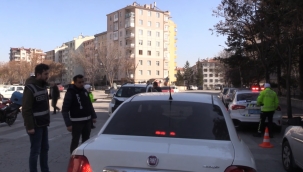 Konya polisinden huzuru bozan hiç kimseye geçit yok: 6 ayda rekor denetim ve yakalama! 