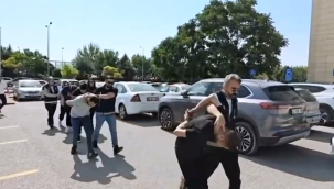 Konya polisinden ikinci dalga fuhuş operasyonu: 2 kişi tutuklandı 