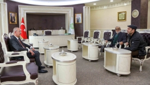 Meram'da Altı Yıldır Değişmeyen Gelenek; KATILIMCI YÖNETİM, KESİNTİSİZ İLETİŞİM 