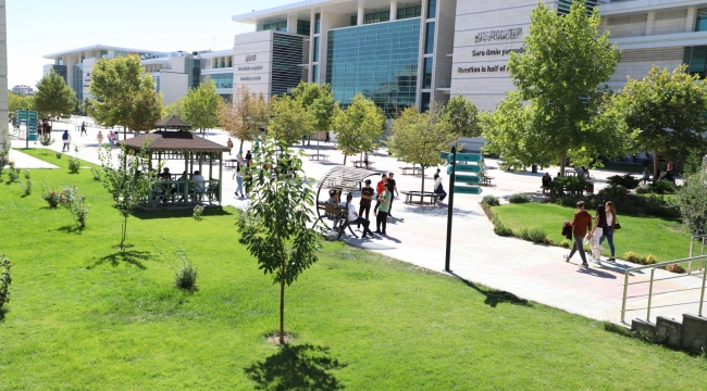 ÜNİVERSİTE ADAYLARI İÇİN BAŞARININ ANAHTARI KTO KARATAY'DA 