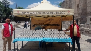 VAKIFLAR BÖLGE MÜDÜRLÜĞÜ'NDEN 3 İLDE TOPLAM 10 BİN KİŞİYE AŞURE İKRAMI… 