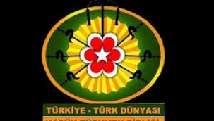 YÖRÜK TÜRKMEN CAMİASI ,HİÇBİR SİYASİ EĞİLİME PAYANDA EDİLEMEYECEK KADAR SİYASET ÜSTÜDÜR !