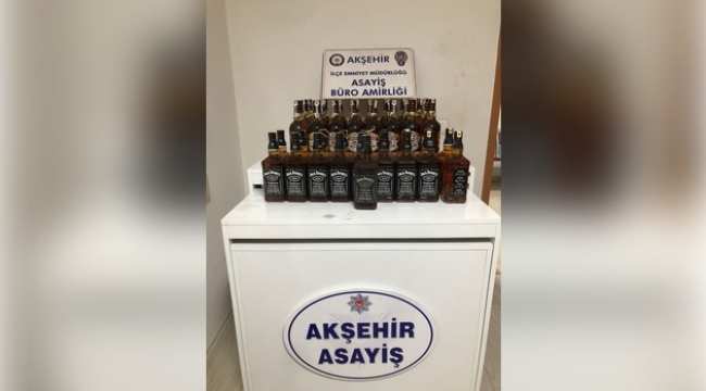 Akşehir'de Kaçak İçki Operasyonu: 59 Şişe Viski Ele Geçirildi 