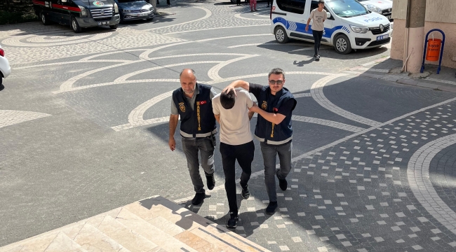 Akşehir'de Uyuşturucu Operasyonu: 3 Gözaltı, 1 Tutuklama 