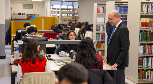 BAŞKAN PEKYATIRMACI'DAN YKS BAŞARISI İÇİN TEBRİK VE SELÇUKLU'YA HOŞ GELDİN MESAJI 