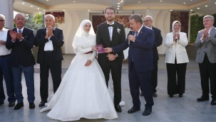 BBP GENEL BAŞKANI DESTİCİ,KARAÇOR VE SARMAN AİLELERİNİN DÜĞÜNÜNE KATILDI 