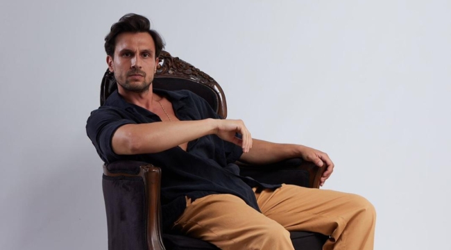 BURAK ALP YENİLMEZ' İN GRAMAFON İLE FESTİVAL YOLCULUĞU 