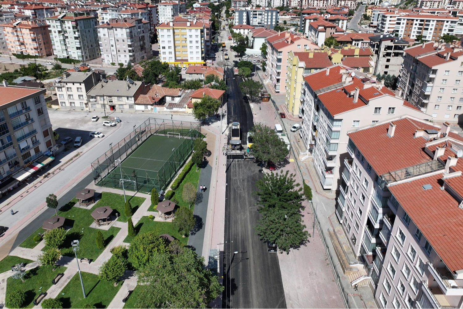 Karatay'da asfalt seferberliği