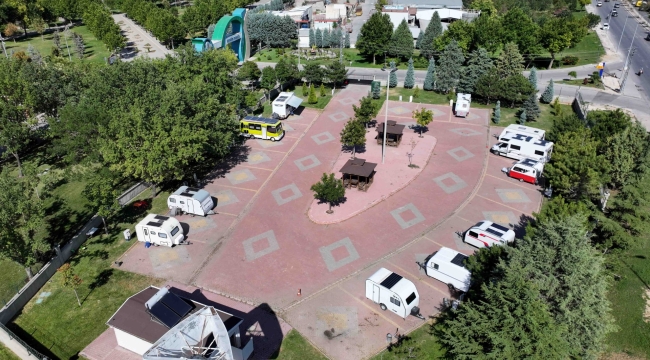 KARAVAN TUTKUNLARINDAN "KARATAY KARAVAN PARKI"NA YOĞUN İLGİ 