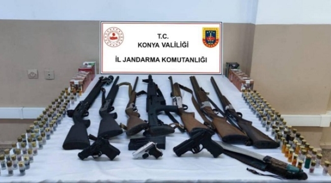 Konya'da Jandarma'dan iki adrese silah operasyonu!