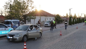 Konya'nın bir ilçesinde uyuşturucuya geçit yok: 5 tutuklama! 