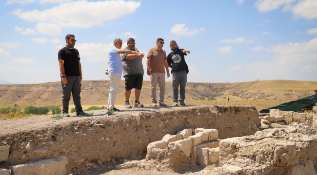 NEÜ Rektör Yardımcıları Lystra Antik Kenti'nde İncelemelerde Bulundu 