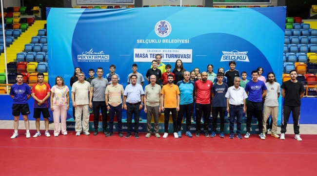 SPORUN MERKEZİ SELÇUKLU'DA MASA TENİSİ HEYECANI YAŞANDI 