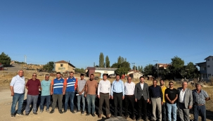 BAŞKAN ÖZTOKLU,MAHALLELERİN SORUNLARINI ÇÖZÜME KAVUŞTURMAYA DEVAM EDİYOR 