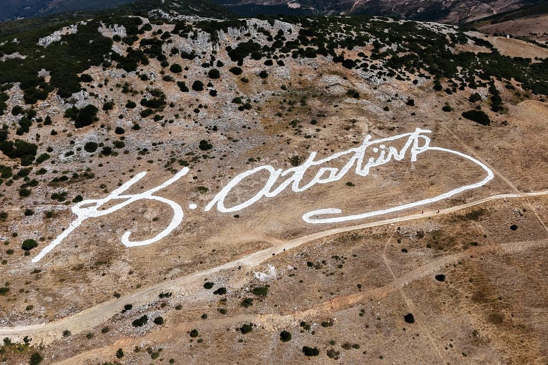 Dünyanın en büyük Atatürk imzası Gemlik'te yenilendi