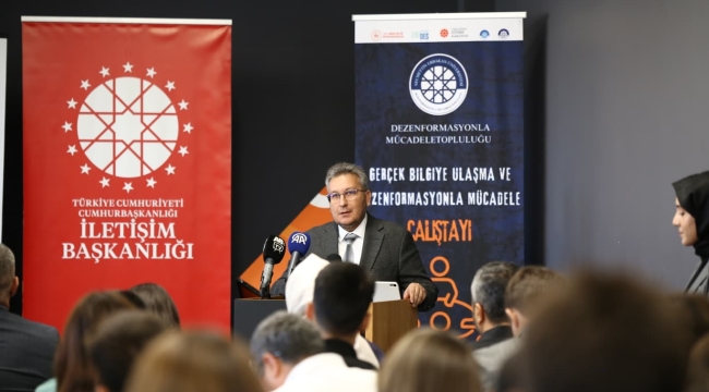 Konya'da "Gerçek Bilgiye Ulaşma ve Dezenformasyonla Mücadele" paneli 